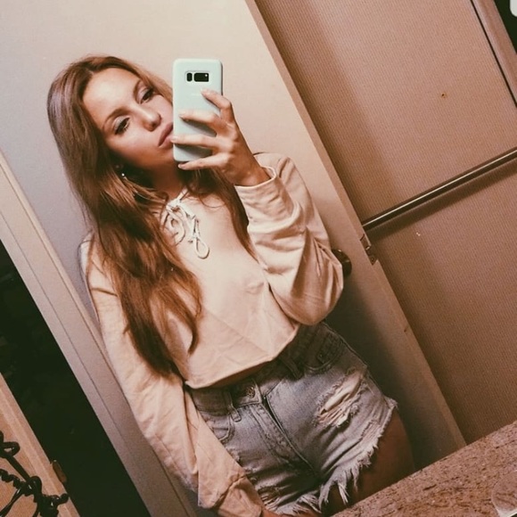 Meet your Posher, Sarah - Picture 4 of 7